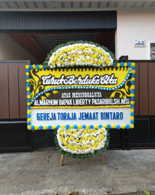 Papan Bunga Duka di Lubuak Tarok